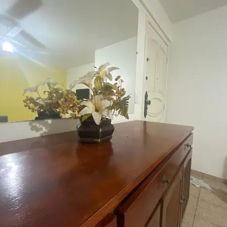Lindo Apto Com Elevador, Perfeito Para Familias, Amplo, Bem Ventilado E Equipado Com Utensilios Para Sua Comodidade, Aconchegante E Na Melhor Localizacao Da Praia Do Morro, Ideal Para Momentos Inesqueciveis Guarapari Exterior foto