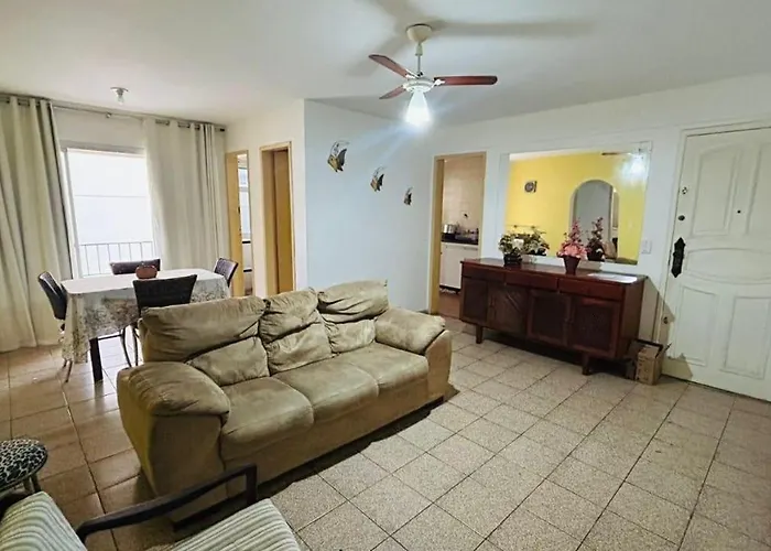 Lindo Apto Com Elevador, Perfeito Para Familias, Amplo, Bem Ventilado E Equipado Com Utensilios Para Sua Comodidade, Aconchegante E Na Melhor Localizacao Da Praia Do Morro, Ideal Para Momentos Inesqueciveis